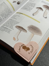 Load image into Gallery viewer, Bogmærke i læder